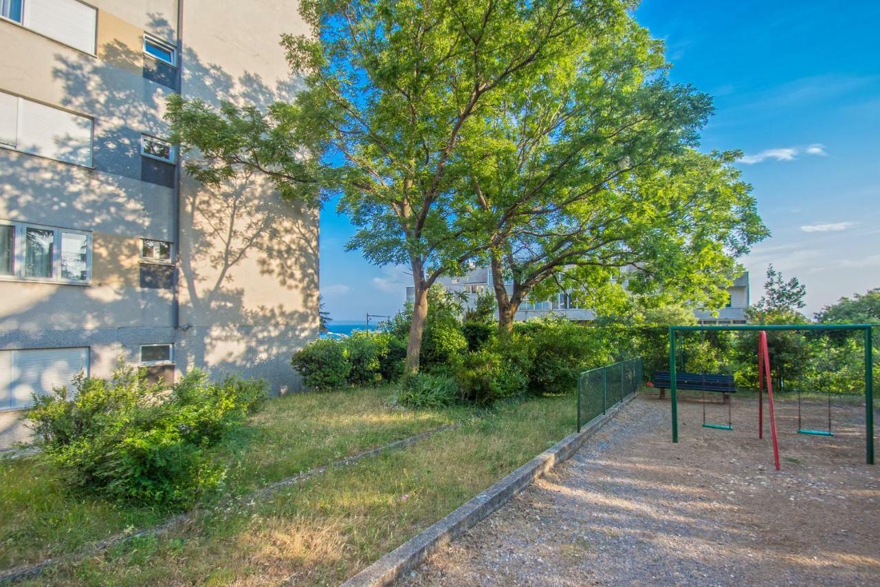 Apartment Paradise View Рийека Екстериор снимка