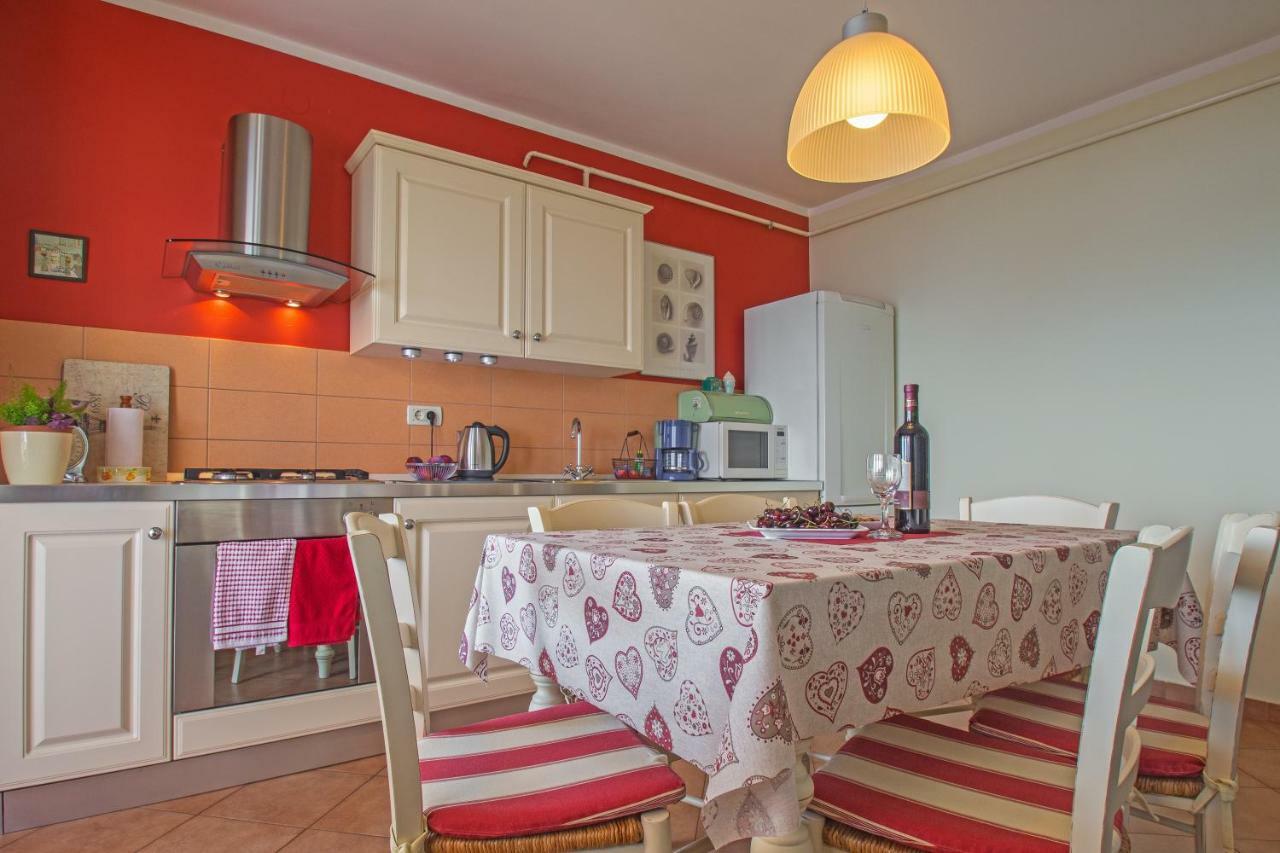 Apartment Paradise View Рийека Екстериор снимка